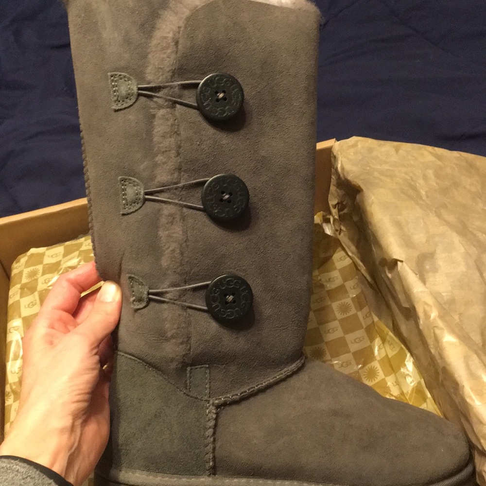 Ugg Three Button Boot - image 4